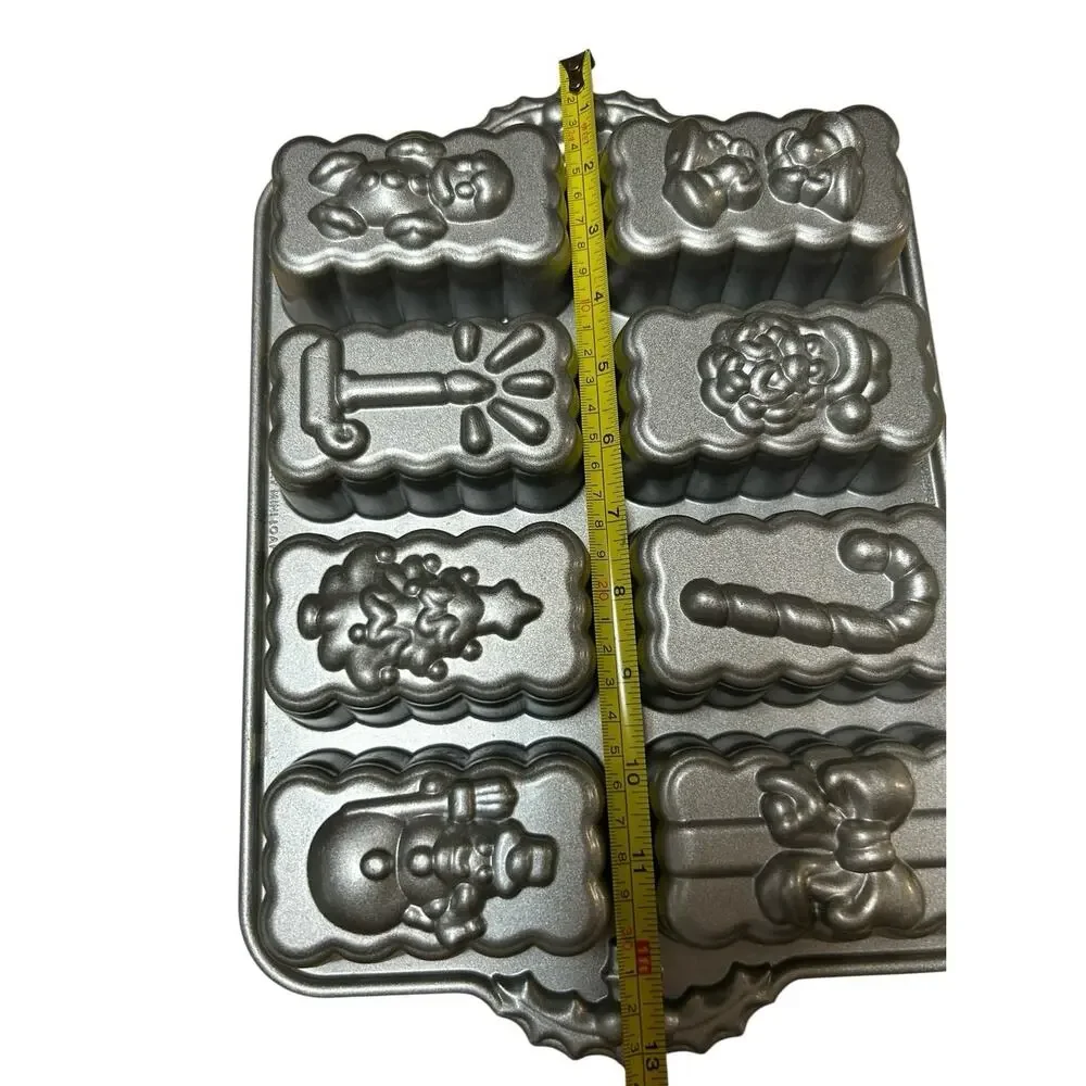 Nordic Ware openings loaves